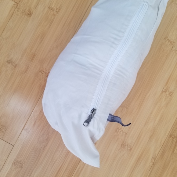 🌸 Marmot Off-White Ivory Pearl 800 Down Fill Vest Jacket Coat Size Medium M - Picture 11 of 15